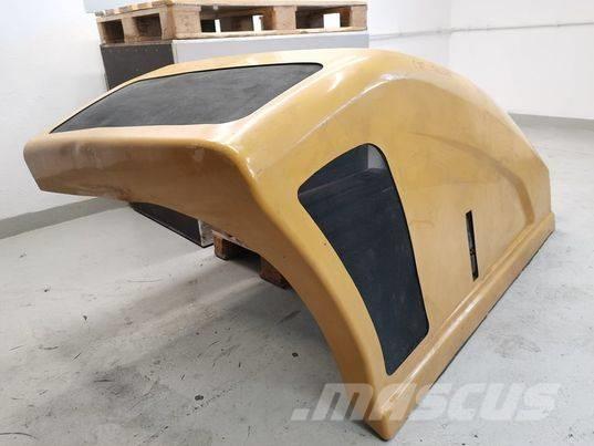CAT TH 407 hood Kabíny a interiér