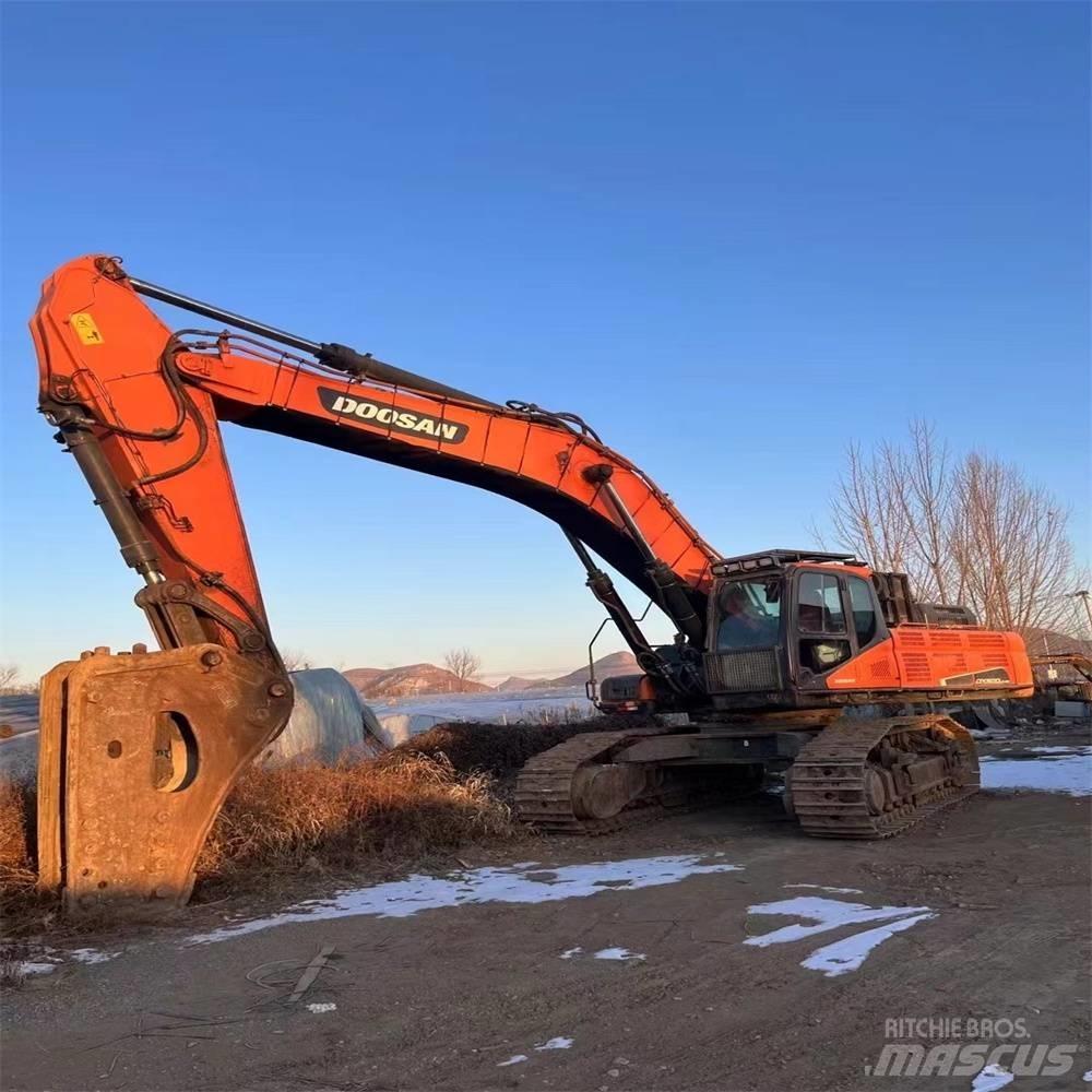 Doosan DX150LC-9C Pásové rýpadlá