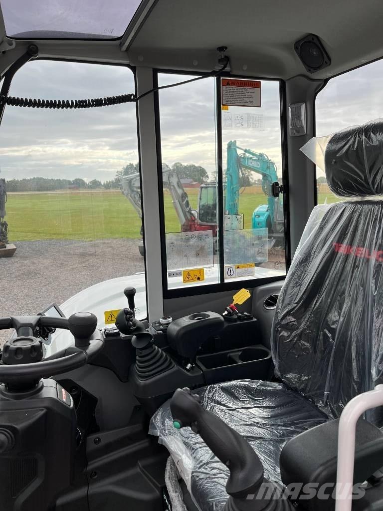 Takeuchi TB 370 W Kolesové rýpadlá