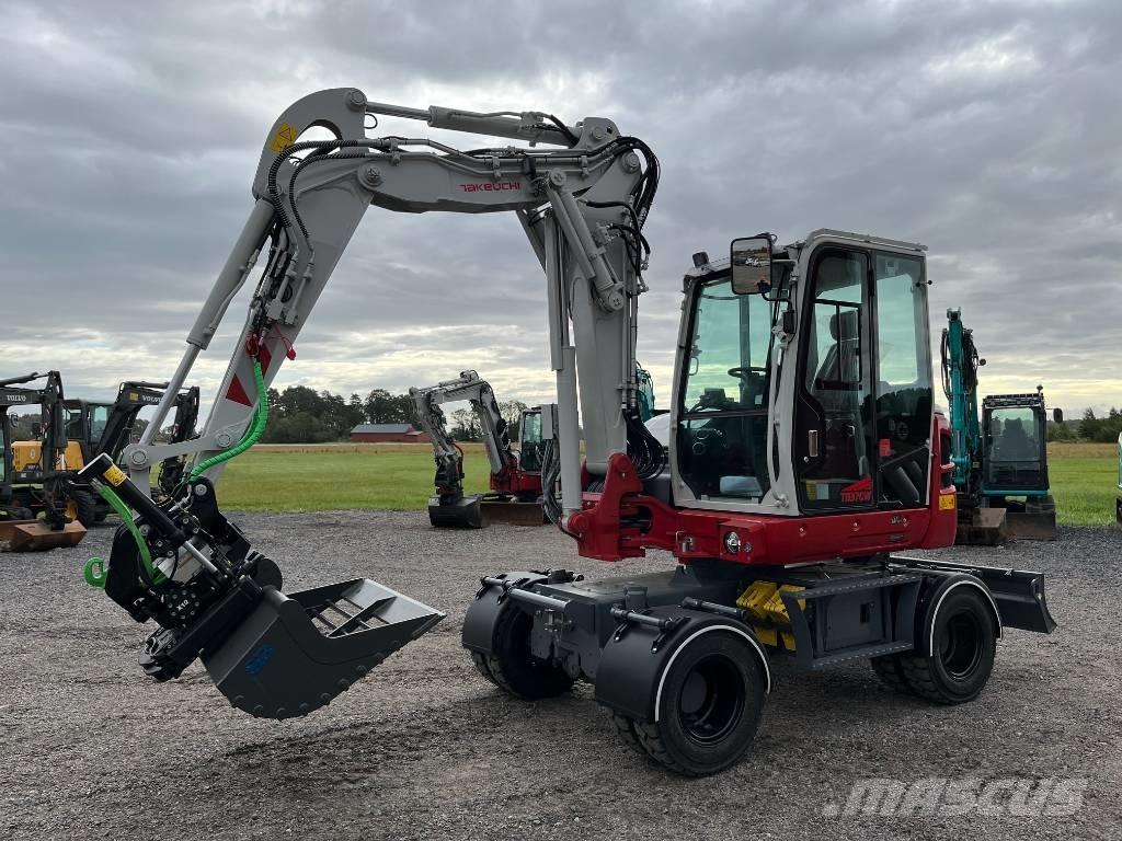 Takeuchi TB 370 W Kolesové rýpadlá