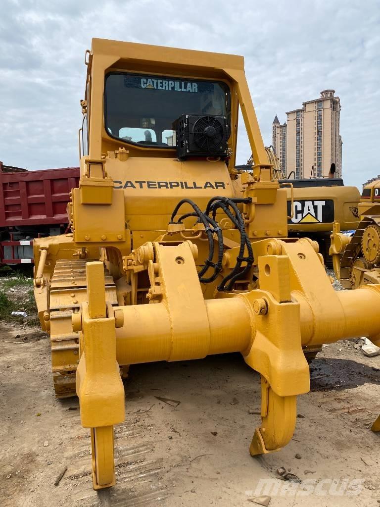 CAT D 8 K Pásové dozéry