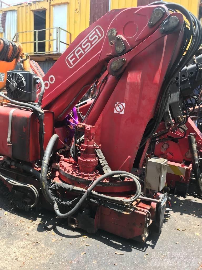 Fassi F600.27 Nakladacie žeriavy
