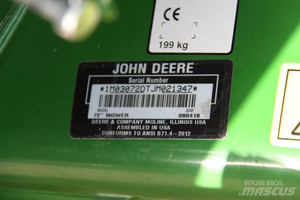 John Deere 3045 R Traktory