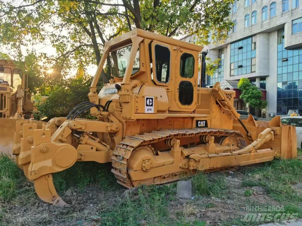 CAT D7G Pásové dozéry