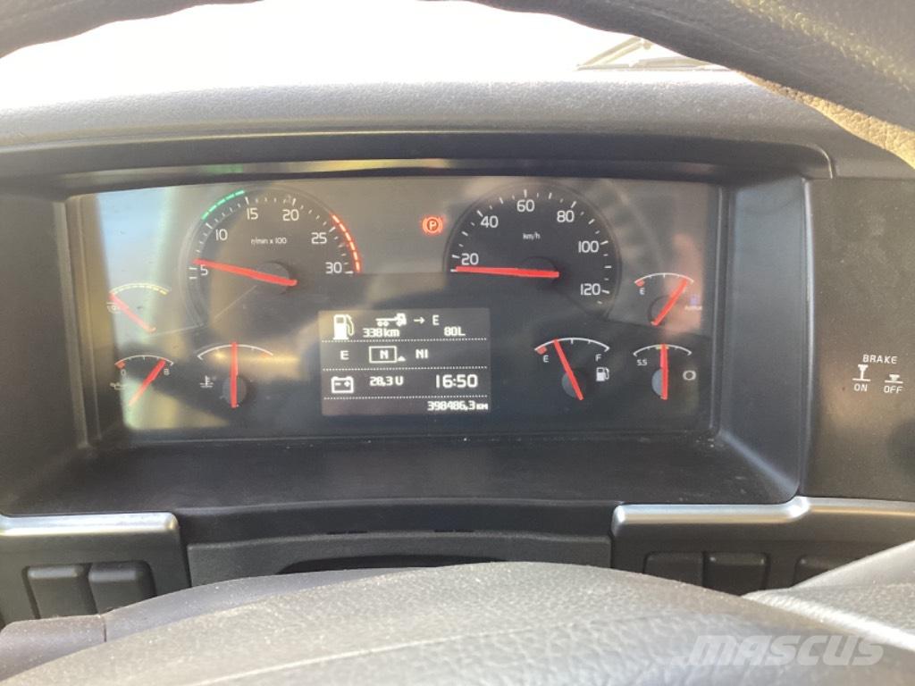 Volvo FM 330 Skriňová nadstavba