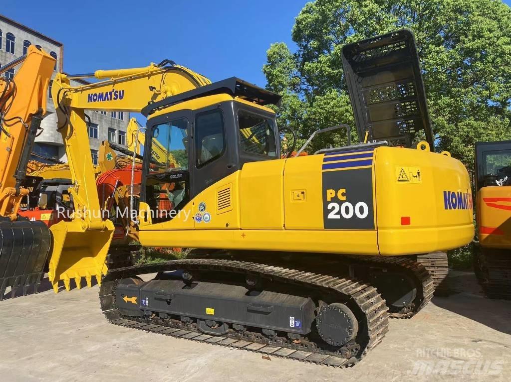 Komatsu PC200 Pásové rýpadlá