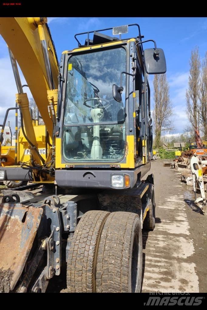 Komatsu PW 148-8 Kolesové rýpadlá