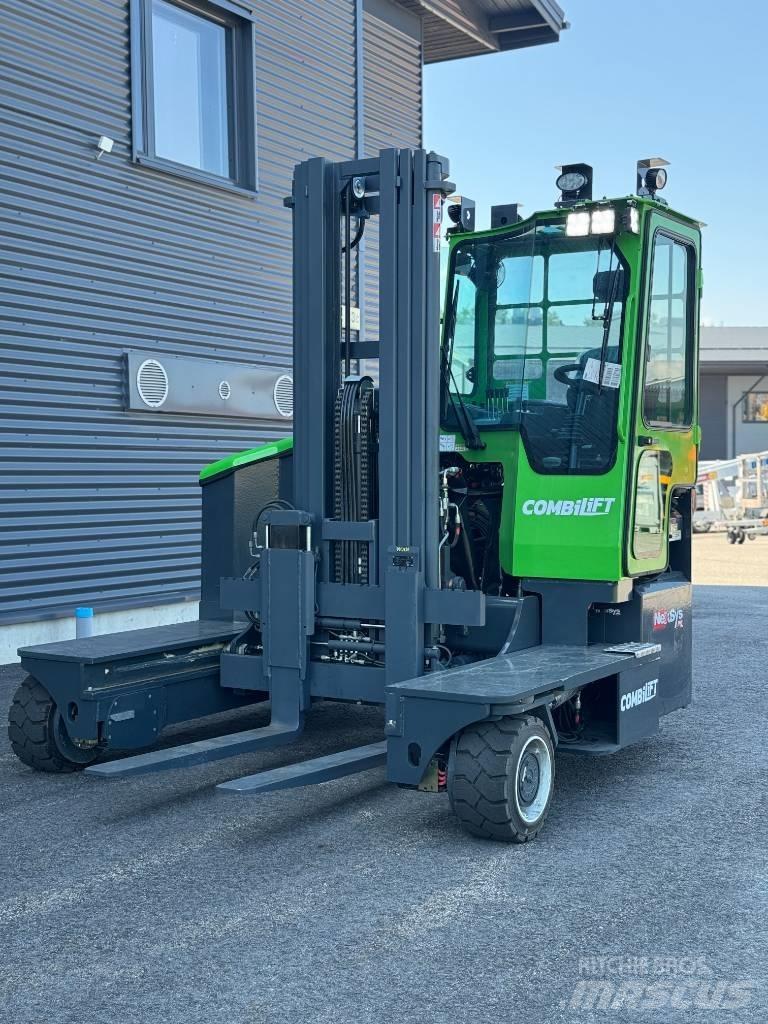Combilift C 4000 ET 4 cestné vysokozdvižné vozíky