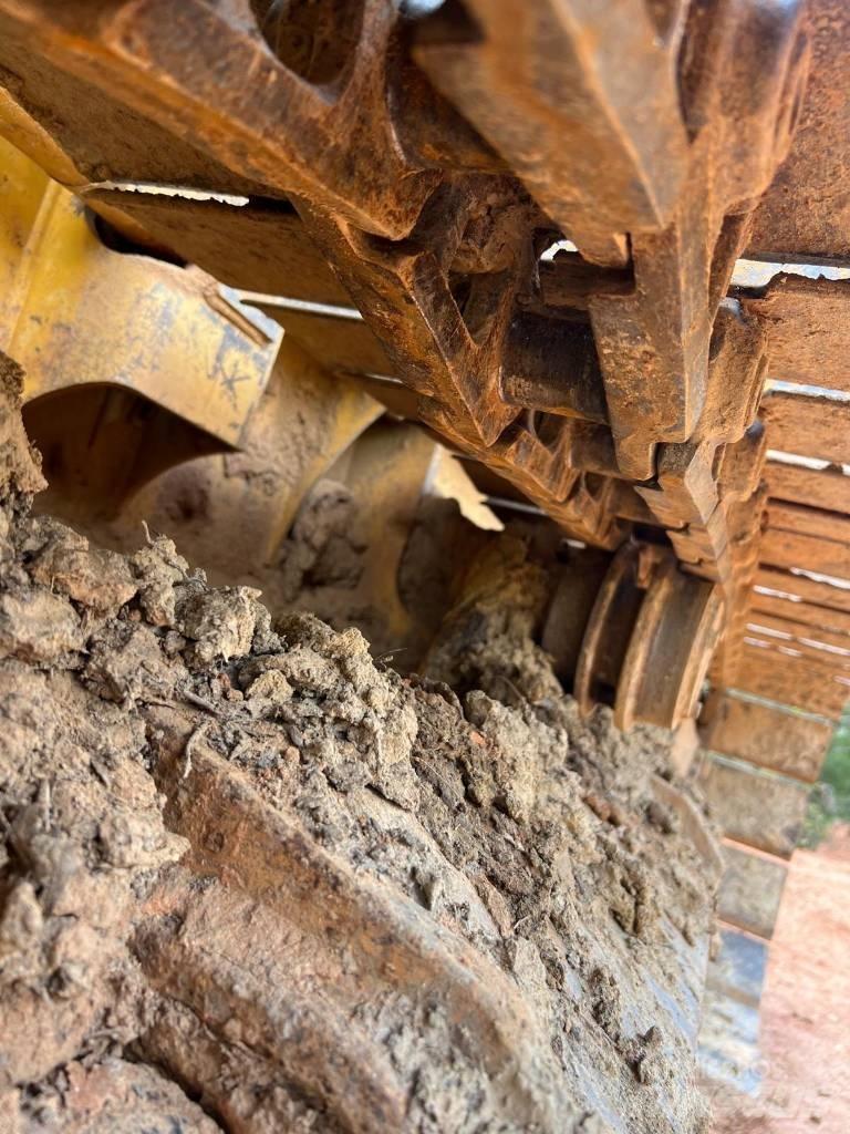 John Deere 450 HLGP Pásové dozéry