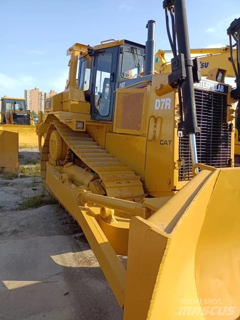 CAT D7R Grejdery