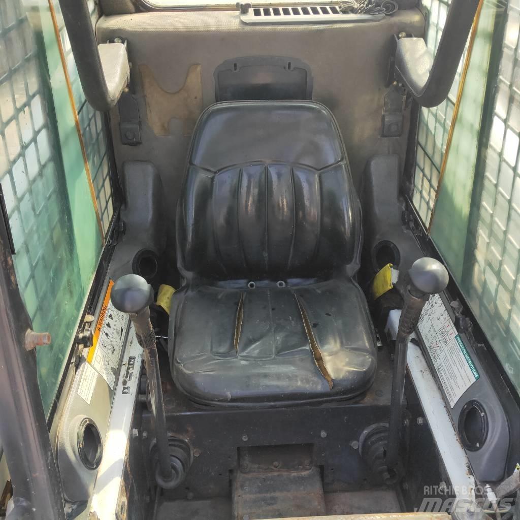 Bobcat S160 Šmykom riadené nakladače