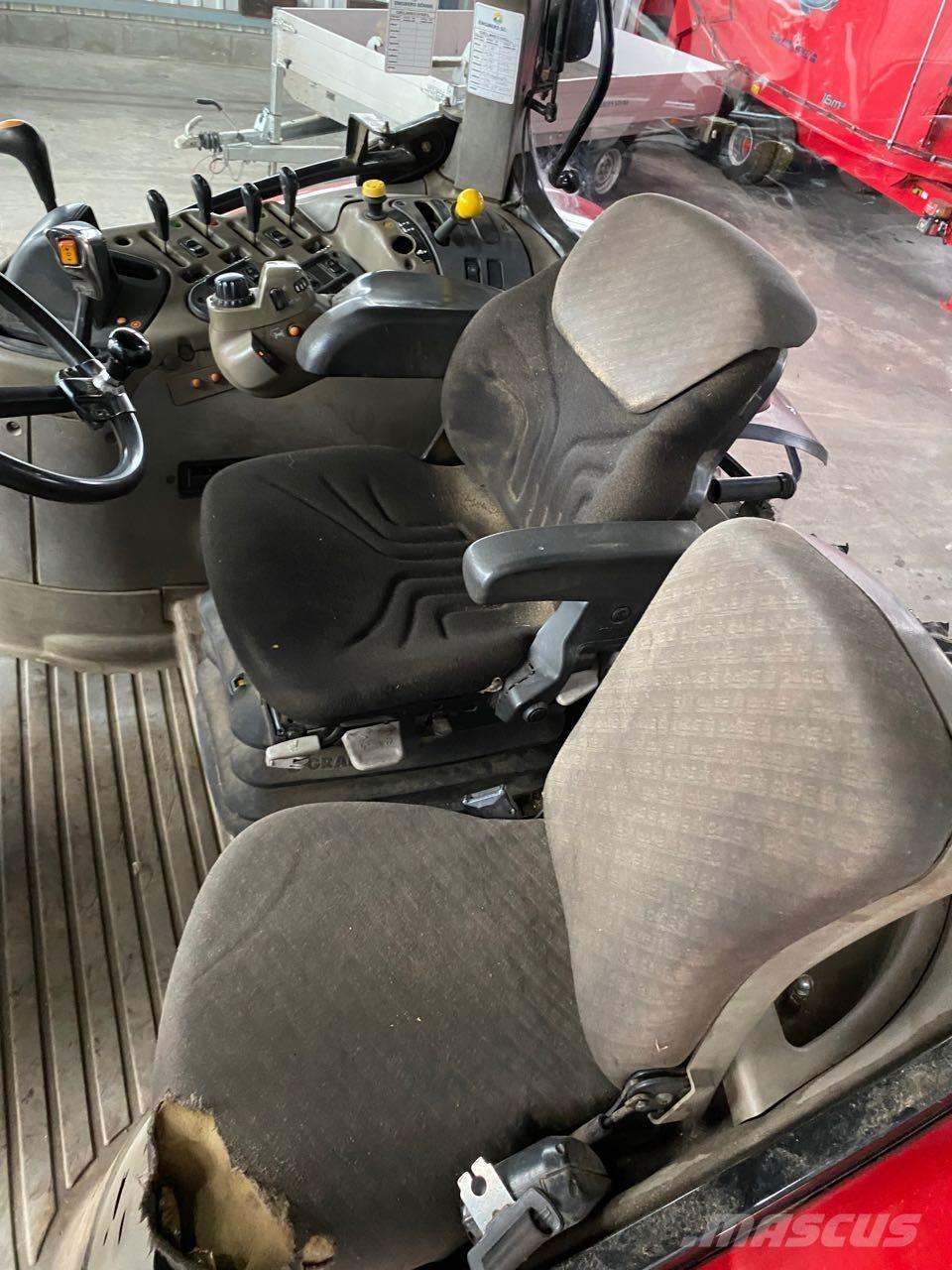 Case IH MXU 135 Traktory