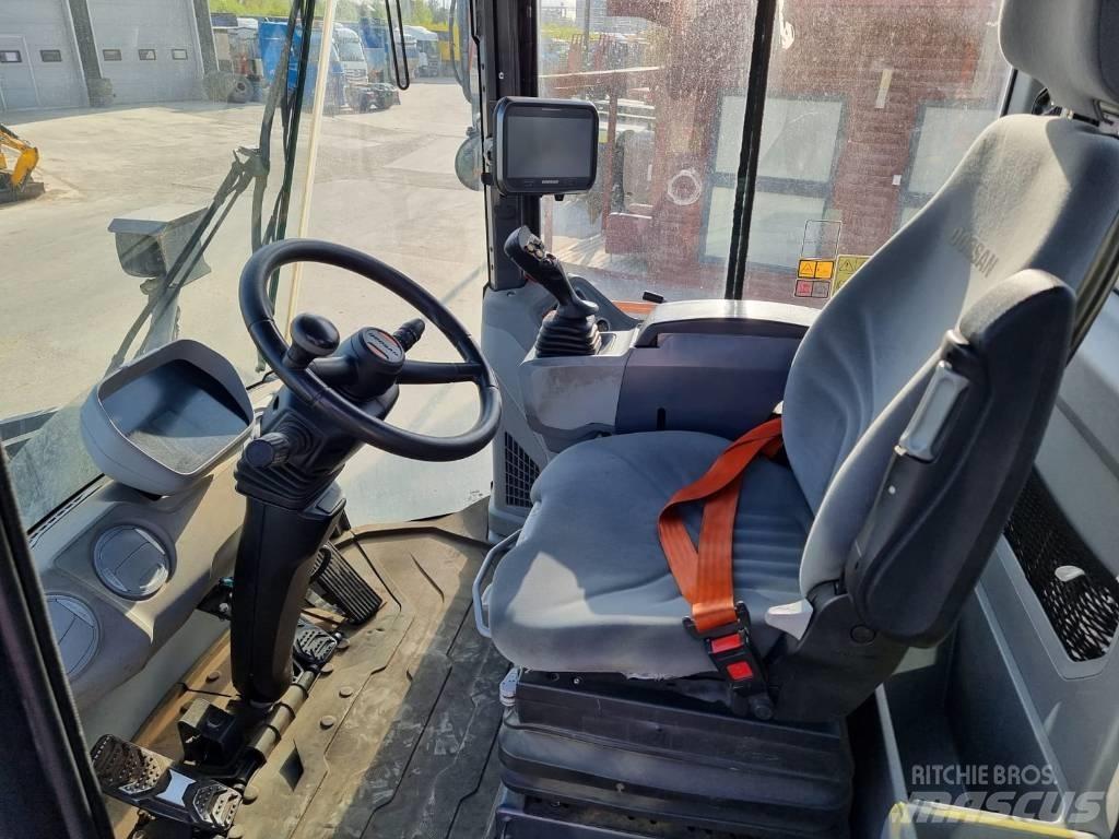 Doosan DL 380-7 Kolesové nakladače