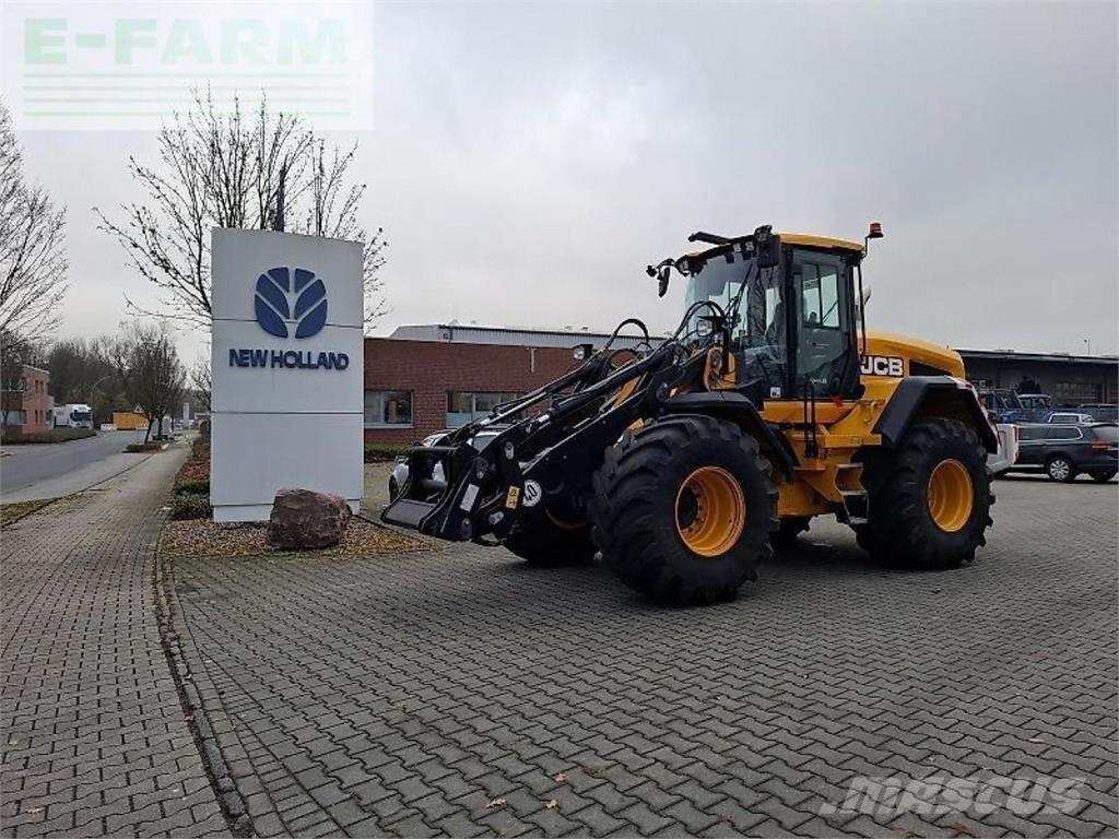 JCB 427 agri Mini rýpadlá < 7t