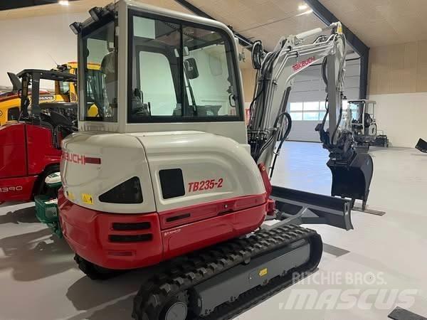 Takeuchi TB 235 Mini rýpadlá < 7t