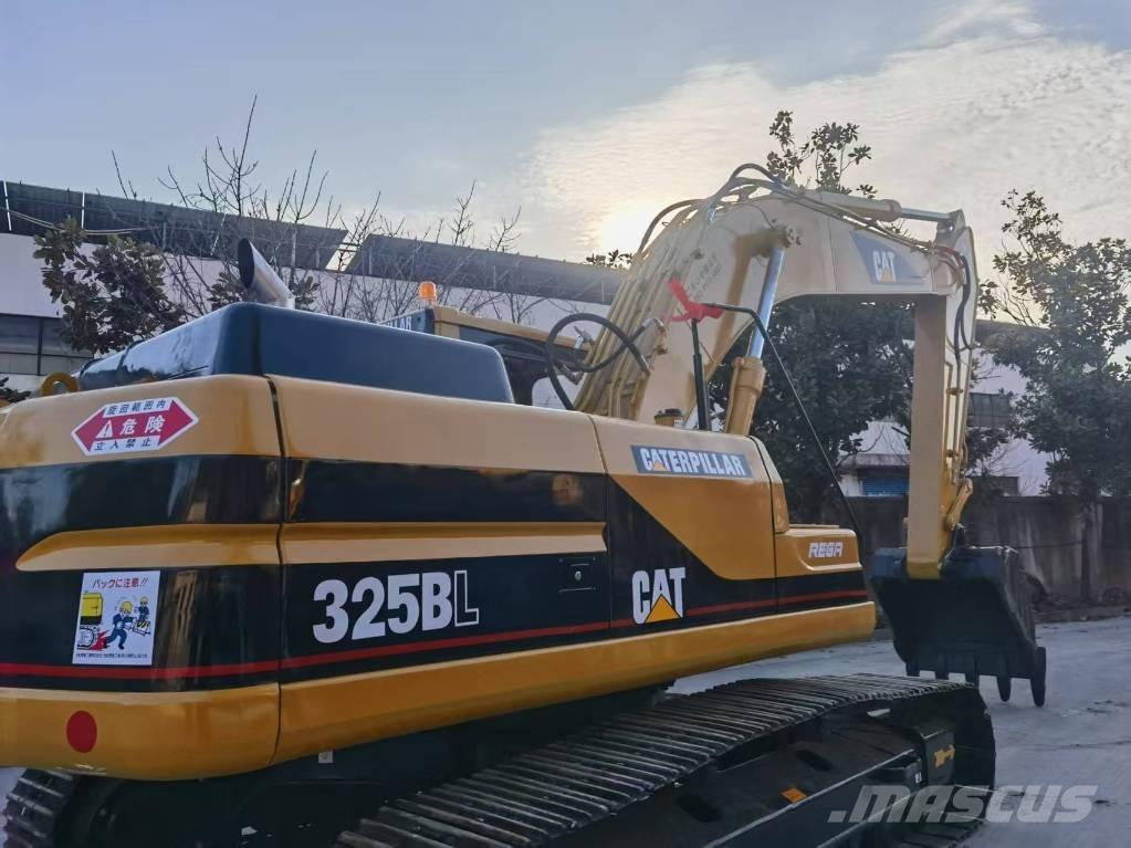 CAT 325 B Pásové rýpadlá