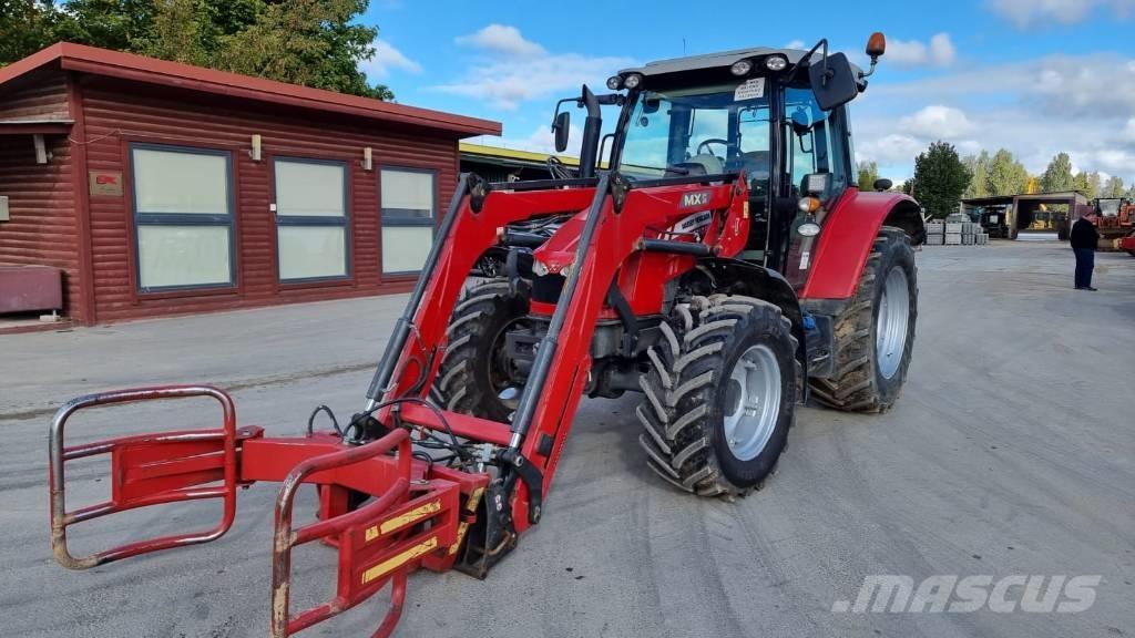 Massey Ferguson 5710 Traktory