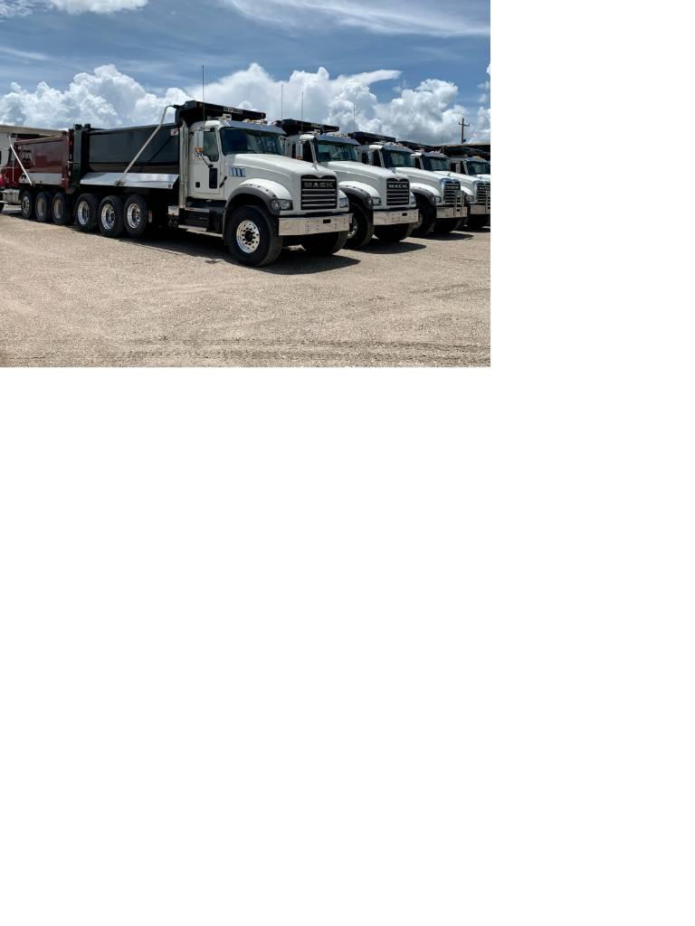Mack Tri Axle Dump Sklápače
