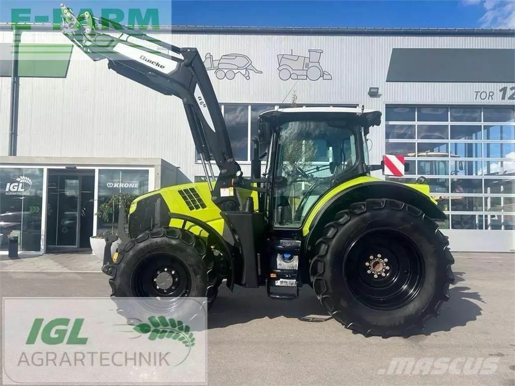 CLAAS axion 610 Traktory