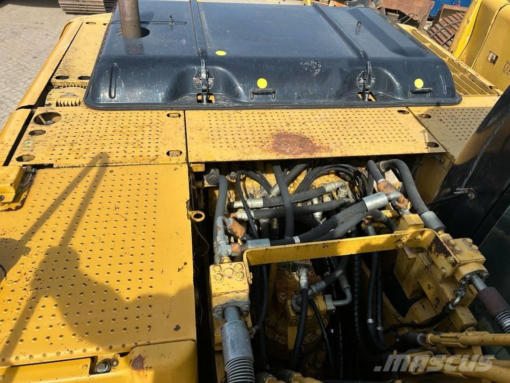 CAT 320 D L Pásové rýpadlá