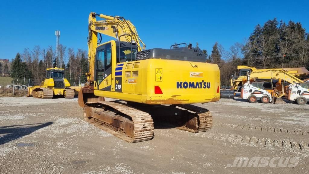 Komatsu PC 210 LC-11 Pásové rýpadlá