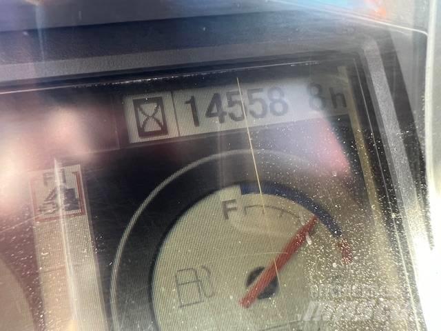 Hitachi ZX 210 LC-3 Pásové rýpadlá
