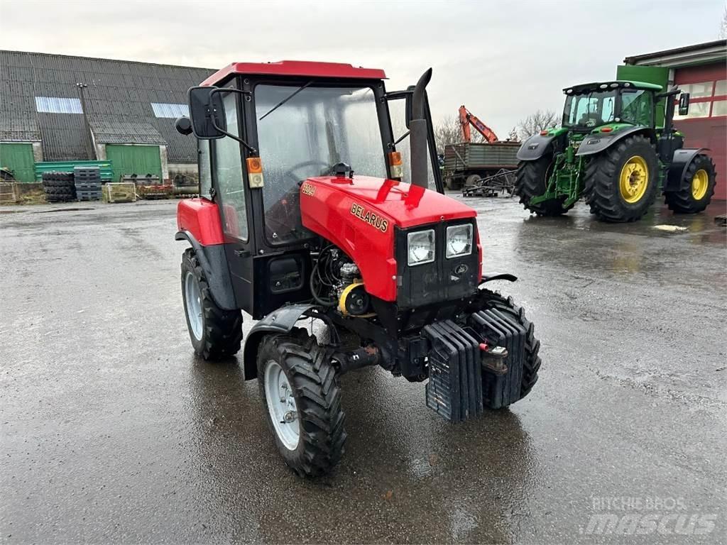 Belarus MTS 320 Traktory