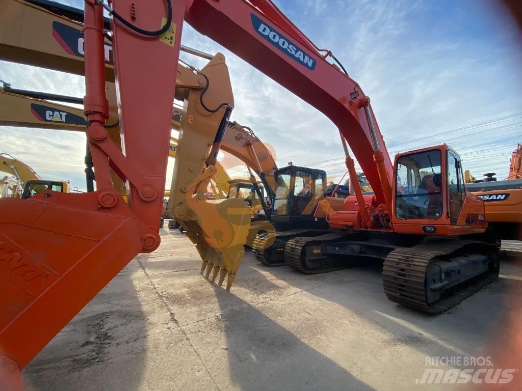 Doosan 300LC-7 Pásové rýpadlá