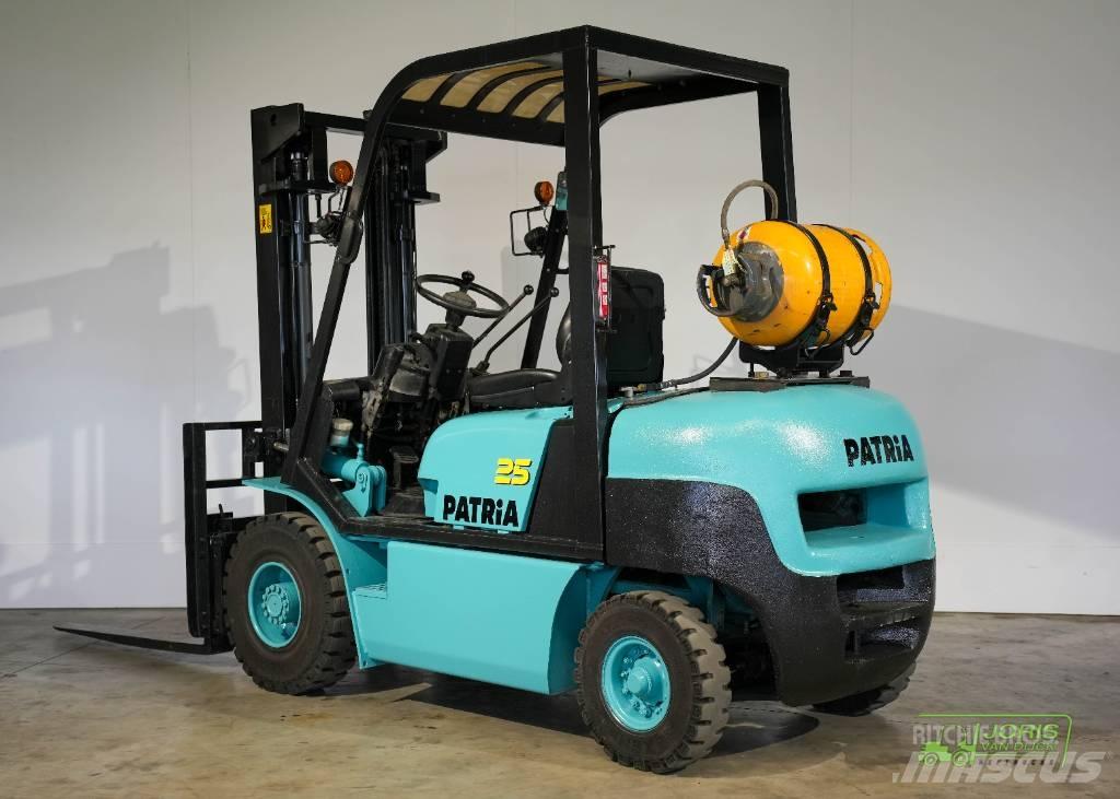 Patria PFG25TH-1 LPG vozíky