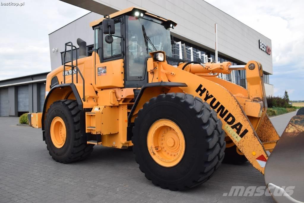 Hyundai HL 965 Kolesové nakladače