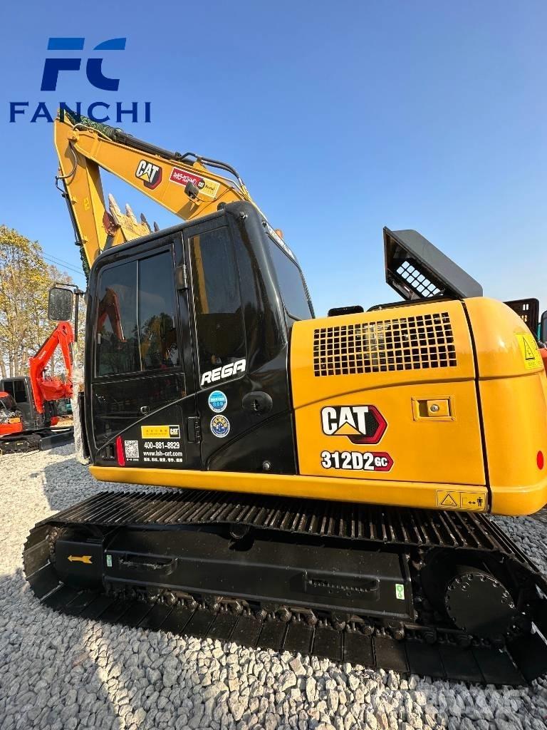 CAT 313d2gc Pásové rýpadlá