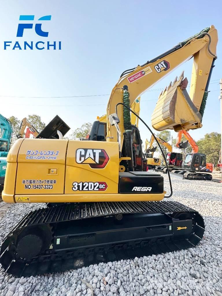 CAT 313d2gc Pásové rýpadlá