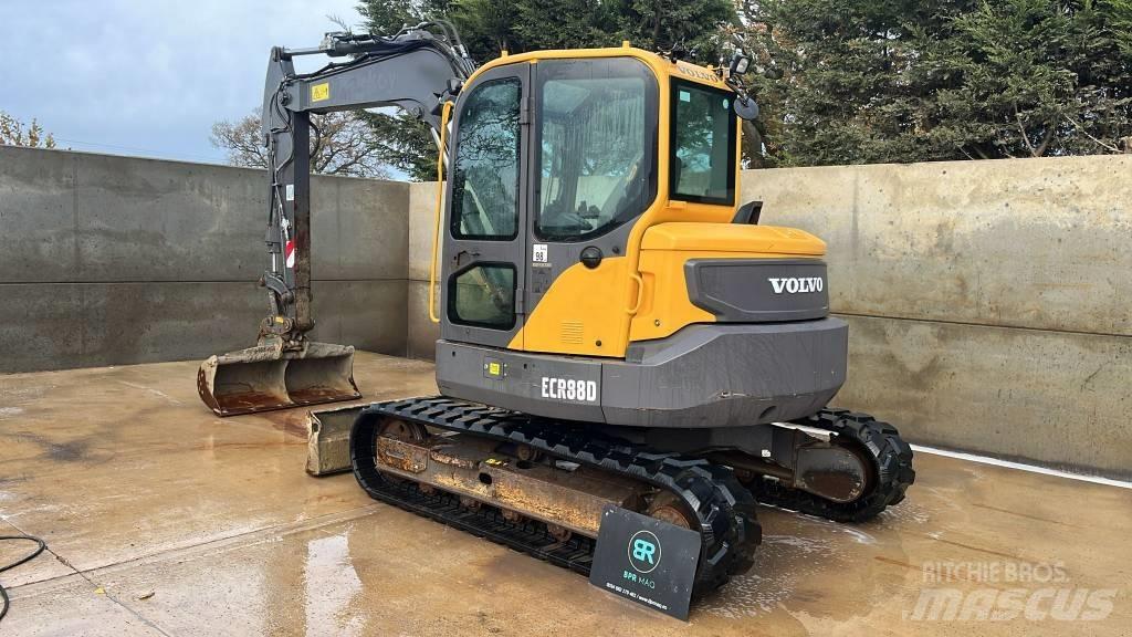 Volvo ECR 88 D Midi rýpadlá 7 t - 12 t