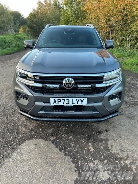 Volkswagen Amarok Nakladacia/sklápacia bočnica