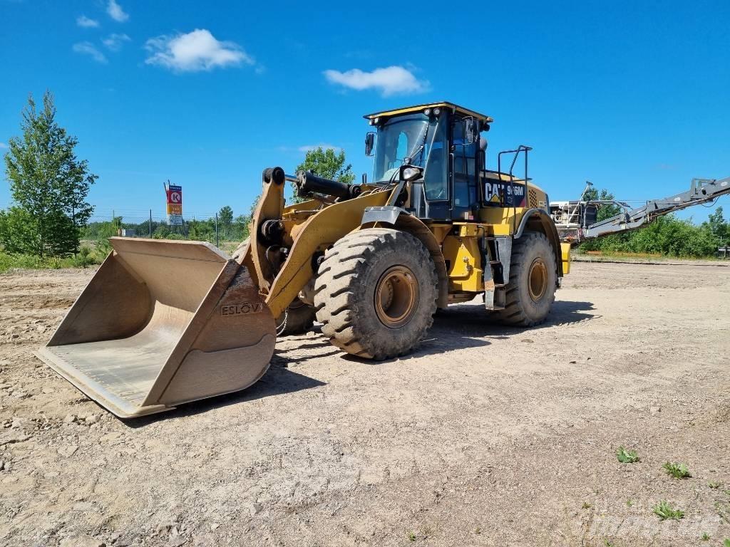 CAT 966 M Kolesové nakladače