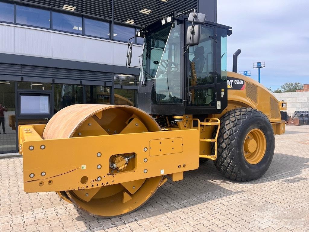CAT CS 66 B Ťahačové valce