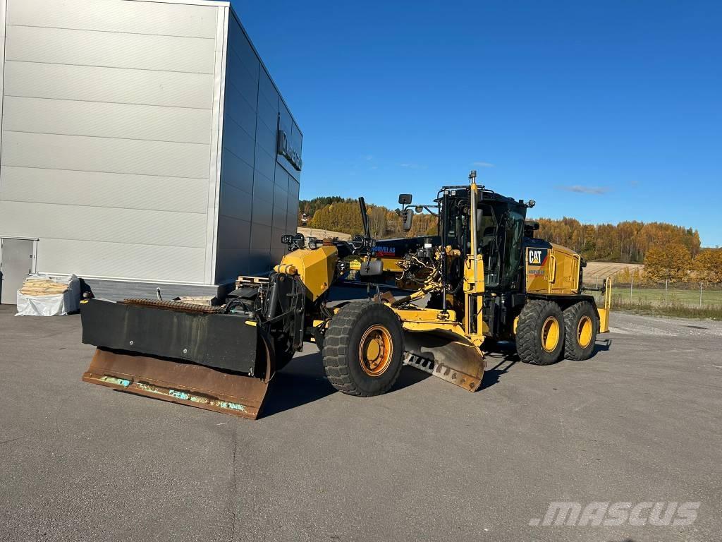 CAT 140 M 3 AWD Grejdery