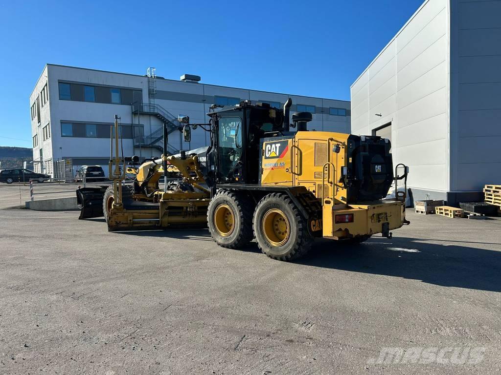 CAT 140 M 3 AWD Grejdery