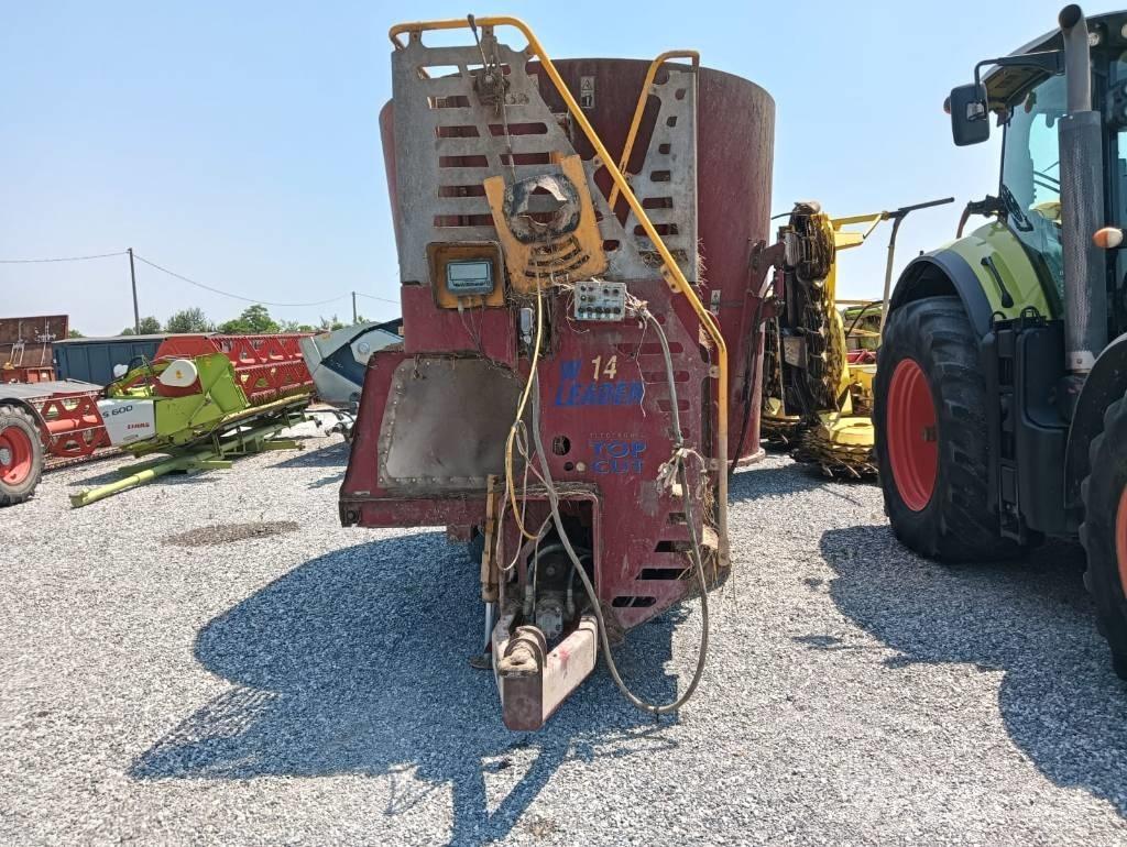 AGM W14 MC Miešačky krmív