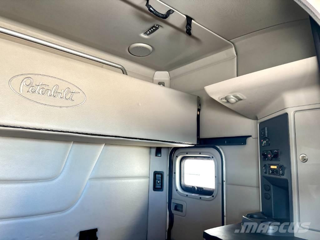 Peterbilt 567 Ťahače