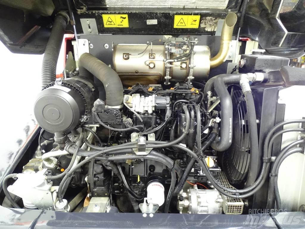 Yanmar V80-5 Kolesové nakladače