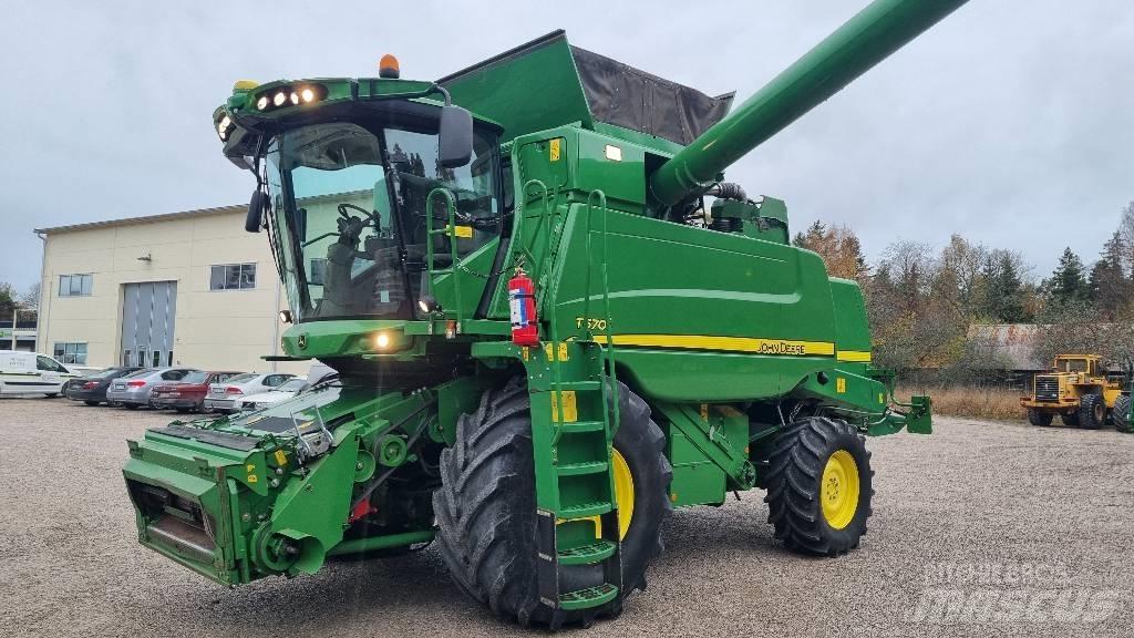 John Deere T670i Kombinované zberacie stroje