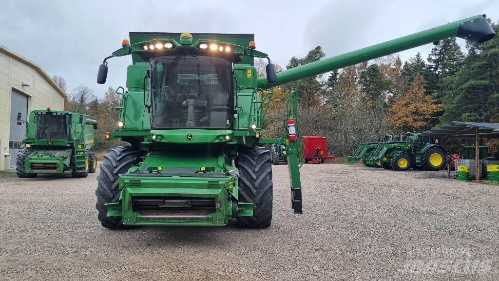 John Deere T670i Kombinované zberacie stroje