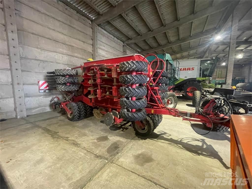 Horsch Pronto 4 DC Mechanické sejačky