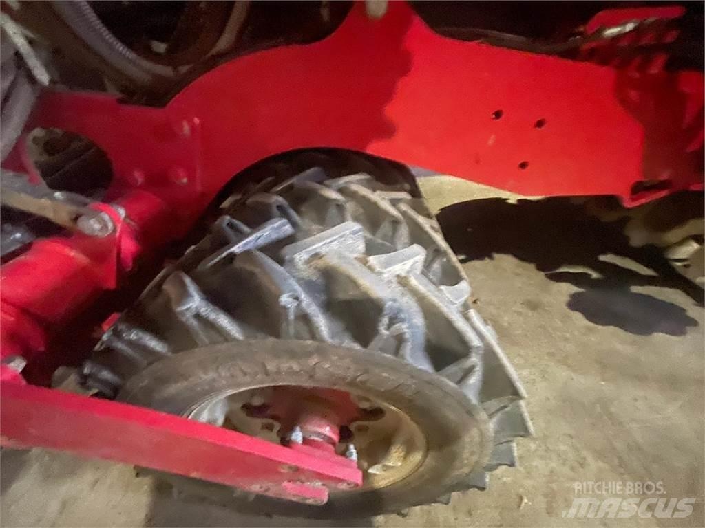 Horsch Pronto 4 DC Mechanické sejačky