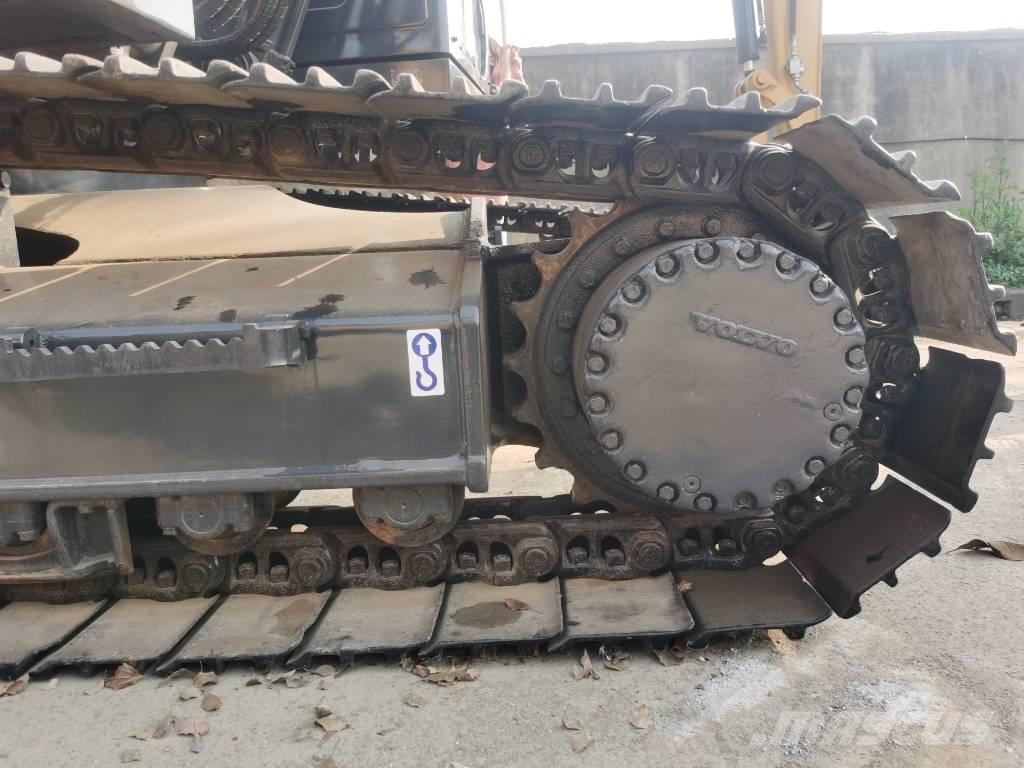 Volvo EC 250 D L Pásové rýpadlá