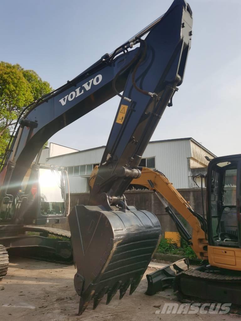 Volvo EC 250 D L Pásové rýpadlá