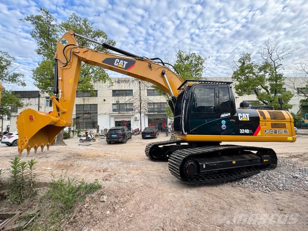 CAT 324 D L Pásové rýpadlá