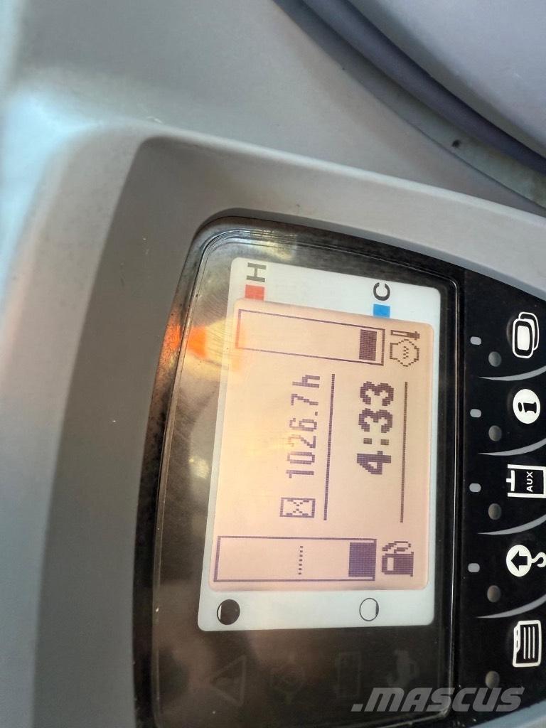 Kubota KX080-4 Midi rýpadlá 7 t - 12 t