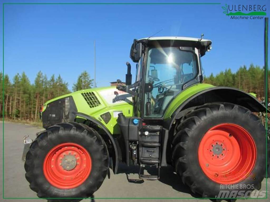 CLAAS Axion 810 Traktory